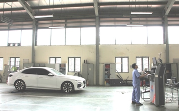 Người dân bất ngờ vì đăng kiểm ô tô sát Tết… quá nhanh