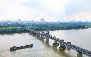 Phát hiện hư hỏng nghiêm trọng tại cầu Long Biên, đường sắt tạm dừng tàu