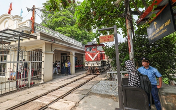 Khắc phục xong hư hỏng cầu Long Biên, tàu hỏa chạy bình thường trở lại