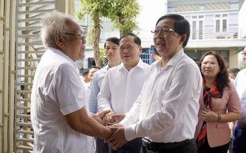 Phó Thủ tướng Hồ Quốc Dũng: Mong bà con vùng rốn lũ vươn lên, đón Tết đầm ấm