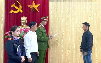 Khởi tố đối tượng sản xuất hàng chục nghìn chai dấm ăn giả ở Ninh Bình