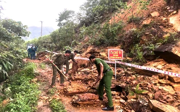 Quảng Ngãi: Khẩn trương thông đường liên xã, đảm bảo giao thông trước thềm bầu cử