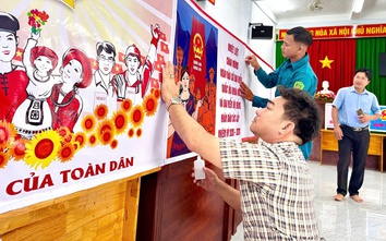 Gia Lai: Rộn ràng sắc đỏ cờ hoa, háo hức chờ ngày bầu cử nơi đảo xa