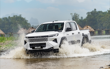 Toyota Hilux mới: Bước ngoặt của mẫu bán tải thực dụng