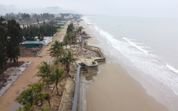 Thanh Hoá: Lên phương án khắc phục hư hỏng bờ kè biển Hải Tiến trước mùa du lịch