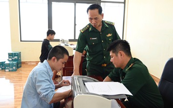 Đón 344 công dân về từ Campuchia, phát hiện 4 đối tượng bị truy nã