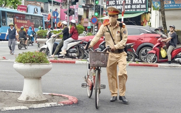 Hà Nội: CSGT phát hiện  nhiều người lớn tuổi đi xe đạp vi phạm nồng độ cồn
