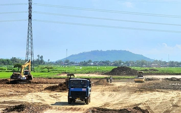 Quảng Ngãi: Mặt bằng xôi đỗ, dự án đường 3.500 tỷ triển khai ì ạch