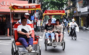 Hà Nội nghiên cứu thí điểm xích lô điện, xuồng điện phục vụ du lịch
