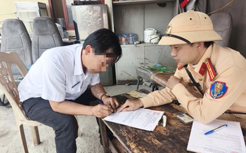 Thanh Hóa: Siết chặt xử lý vi phạm ATGT ở các điểm giao cắt đường sắt