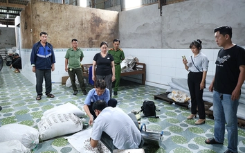 An Giang: Bắt quả tang cửa hàng trộn gần 30 tấn phân bón chưa được phép lưu hành