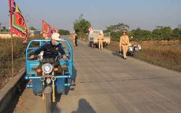 CSGT "ra tay" với xe công nông, tự chế tung hoành ở Bắc Giang