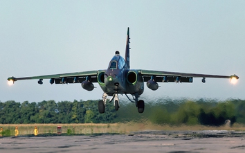 Máy bay Su-25 gặp nạn, rơi tại Syria
