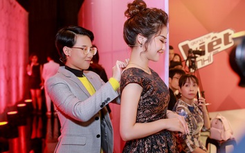 Hương Tràm - Tiên Cookie quấn quýt ở hậu trường The Voice Kids