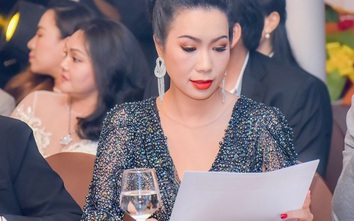 Á hậu Trịnh Kim Chi diện váy xẻ hút mắt chấm thi quý ông