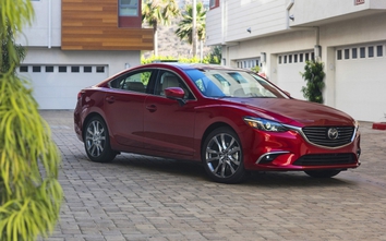 Mazda6 2018 được nâng cấp công nghệ, giá không đổi