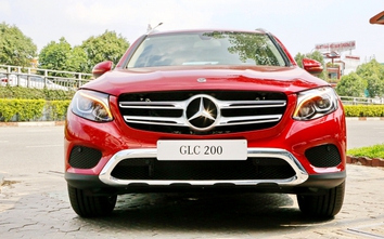 Giá lăn bánh xe sang Mercedes-Benz GLC200 vừa ra mắt