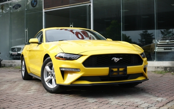 Chiếc Ford Mustang 2018 thứ 2 về Việt Nam, giá hơn 2 tỷ đồng