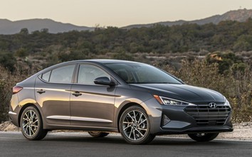 Hyundai hé lộ thông tin về Elantra 2019