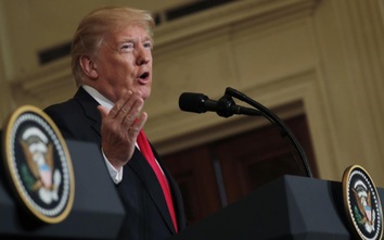 Ông Trump phát ngôn “nhạy cảm” về người nhập cư tới Mỹ