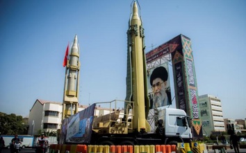 Iran kêu gọi Mỹ, Châu Âu tiêu hủy vũ khí hạt nhân, tên lửa