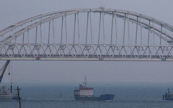 Ukraine chuẩn bị cử tàu hải quân tiếp tục qua eo biển Kerch