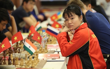 Nữ kỳ thủ Việt Nam “quật ngã” nhà cựu vô địch thế giới