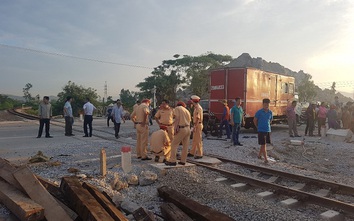 Lật tàu hỏa 2 người chết ở Thanh Hóa: Nhân chứng kể gì?