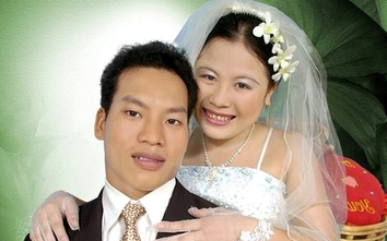 Vợ lực sĩ Lê Văn Công mừng rơi nước mắt khi chồng đoạt HCV