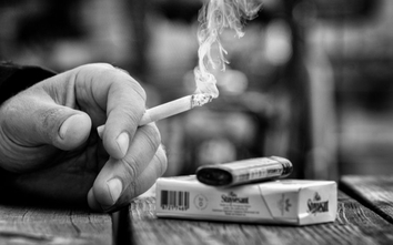 Vì sao bị tái nghiện thuốc lá?