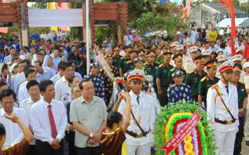 Hàng ngàn người dự lễ Giỗ Tổ Vua Hùng ở Cà Mau