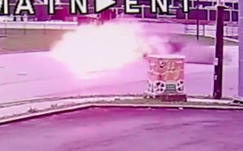 Video: Ô tô nổ như bom khi chạy trốn cảnh sát