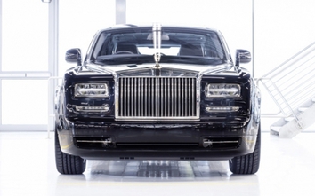 Ngắm chiếc Rolls-Royce Phantom cuối cùng được sản xuất