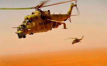 Cảnh trực thăng Mi-24 Nga quần thảo, diệt IS ở Đông thành Palmyra