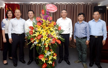 Bộ trưởng Trương Quang Nghĩa thăm trụ sở mới Báo Giao thông