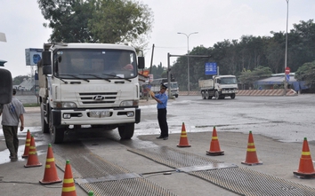 Khẩn trương lắp đường truyền dữ liệu cân xe mỏ đá ở Đồng Nai