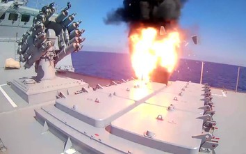 Video: Tàu khu trục Nga nã tên lửa liên tiếp vào lãnh thổ Syria