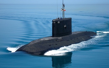 Video: Tàu ngầm Veliki Novgorod bắn tên lửa tấn công IS
