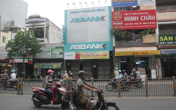 Nghi án 2 thanh niên dùng súng cướp ngân hàng ở Sài Gòn