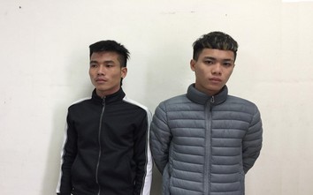 Tạm giữ 2 thanh niên rải đinh trước đầu xe tải ở Thường Tín