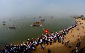 Lũ dâng, Phú Yên dừng lễ hội sông nước Đà Nông