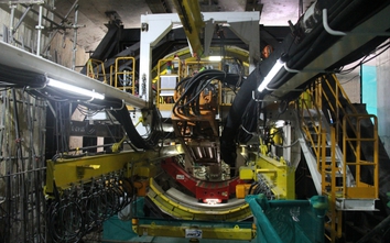 Robot TBM khổng lồ bắt đầu đào hầm tuyến Metro TP.HCM