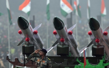 Căng thẳng với Trung Quốc buộc Nhật, Ấn Độ, tăng chi tiêu quân sự