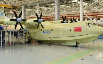 Trung Quốc hoàn thành bay thử thủy phi cơ lớn nhất thế giới