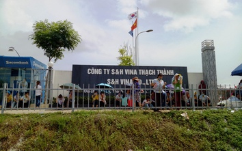 Hàng nghìn công nhân S&H Vina Thạch Thành đi làm trở lại