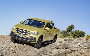 Nội soi Mercedes-Benz X-Class giá gần 1 tỷ đồng