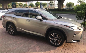 Cận cảnh Lexus RX350 bản kéo dài đầu tiên tại Việt Nam