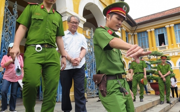 Cựu chủ tịch Ngân hàng Đại Tín Hoàng Văn Toàn nói gì ở tòa?