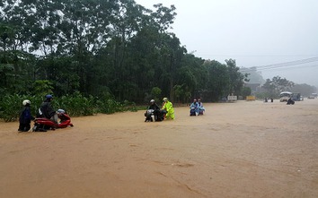 Cập nhật thiệt hại mưa lũ: Gần 80 người chết và mất tích
