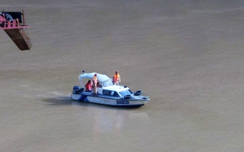 Lật thuyền chở 10 người ở Lai Châu: Nạn nhân là họ hàng